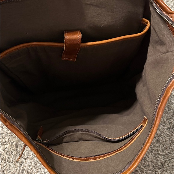 🤎 Leather Backpack 🤎 - Picture 13 of 13